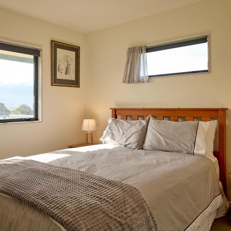 Villa Location With Ocean And Mountain Views Kaikoura Exterior foto