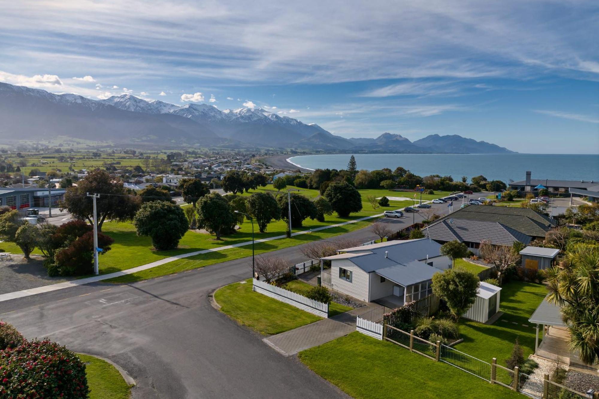 Villa Location With Ocean And Mountain Views Kaikoura Exterior foto